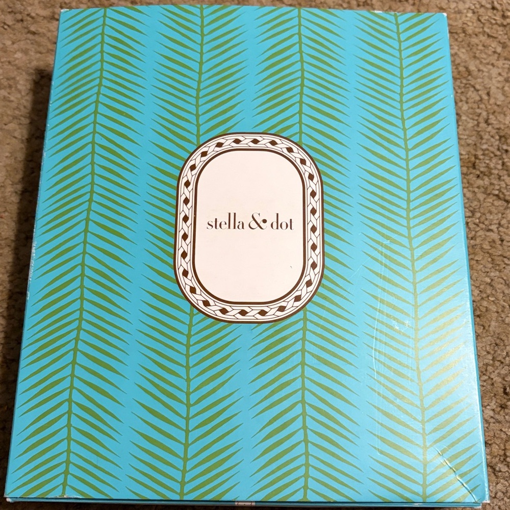 Stella & Dot Reversible Natalie Necklace - Picture 4 of 5